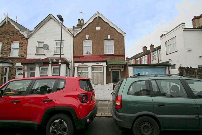 1 Bedroom Flat To Rent In Candler Street, Tottenham, N15
