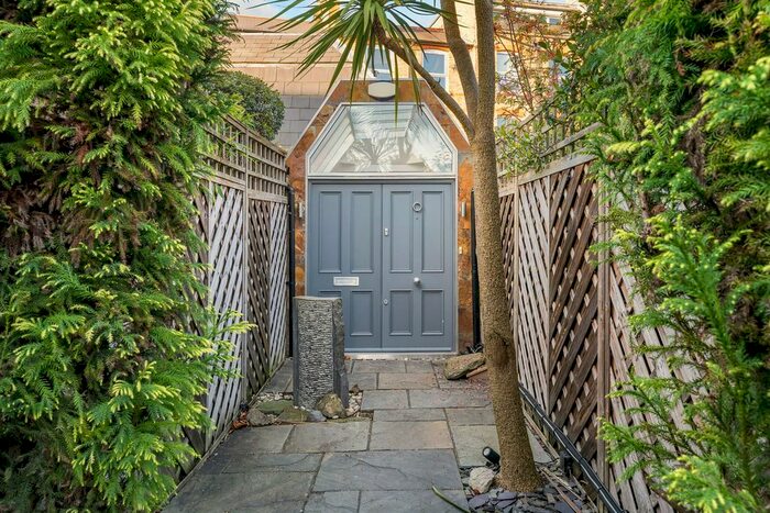 3 Bedroom Detached House To Rent In Alexandra Road, East Twickenham, TW1