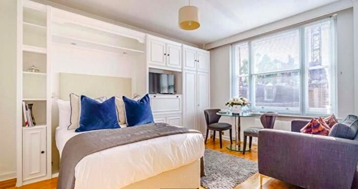 Property To Rent In Hill Street, London, W1J