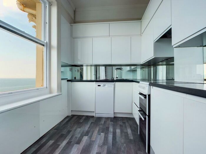 1 Bedroom Flat To Rent In Arundel Terrace, BN2