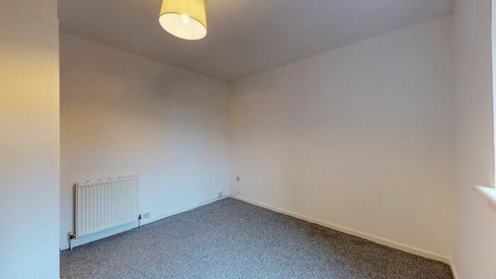 2 Bedroom Flat To Rent In Lennox Avenue, Milngavie, East Dunbartonshire, G62