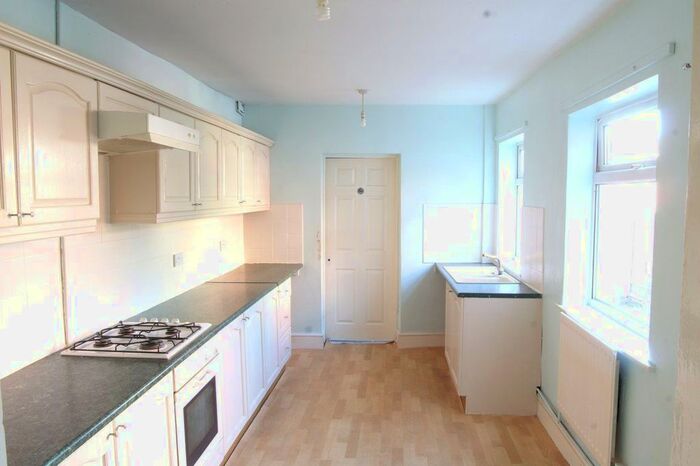 3 Bedroom Property To Rent In Bayes Street, Kettering, NN16