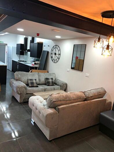 6 Bedroom House To Rent In Heeley Road, Selly Oak, Birmingham, B29