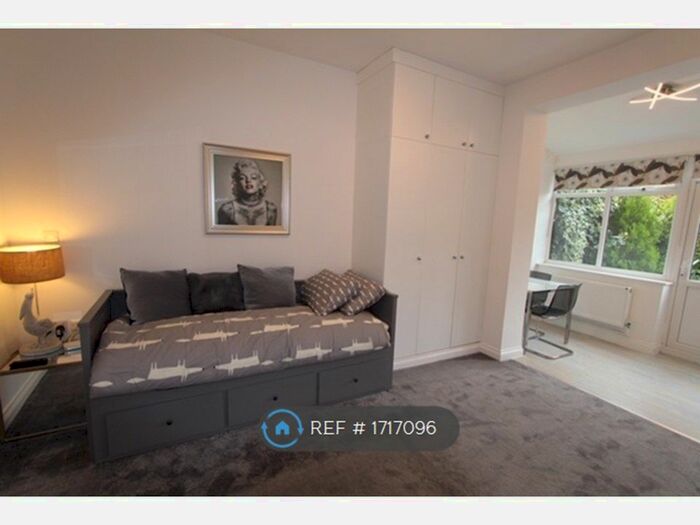 Studio To Rent In Marlborough Hill, Harrow, HA1