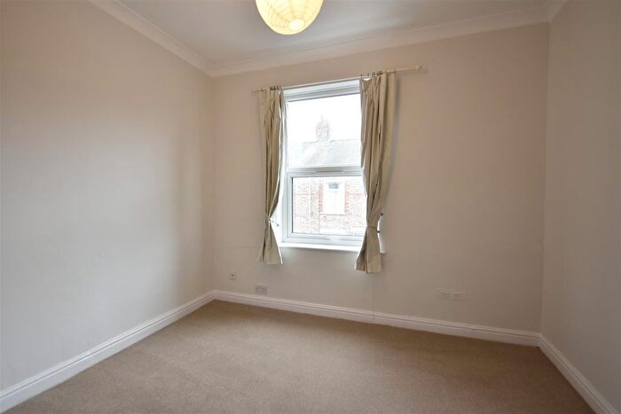 2 Bedroom Terraced House To Rent In Kitchener Street, York, YO31