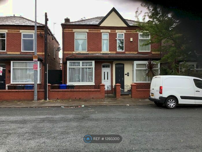 2 Bedroom Semi-Detached House To Rent In Seaford Road, Salford, M6