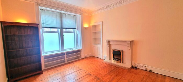 2 Bedroom Flat To Rent In Gowrie Street, Dundee, DD2