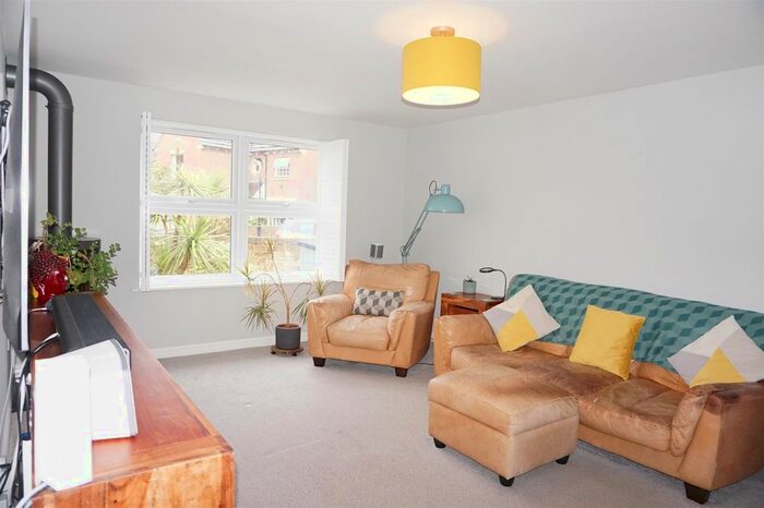 4 Bedroom Detached House To Rent In Bevan Close, Warmington, Peterborough, PE8