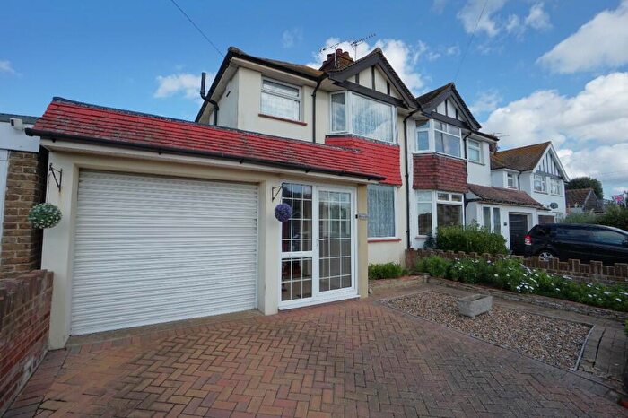 3 Bedroom Semi-Detached House For Sale In Minnis Road, Birchington, Kent, CT7