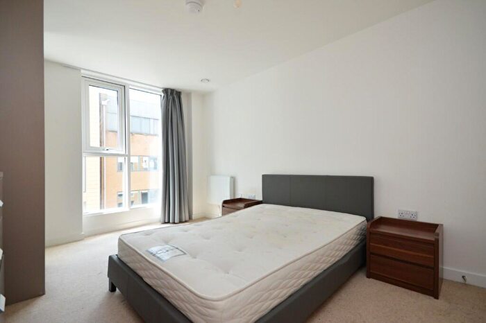 2 Bedroom Flat To Rent In St. Thomas Street, Bristol, BS1