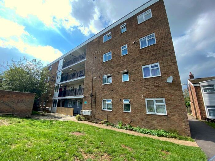 1 Bedroom Flat To Rent In Rundells, Harlow, CM18