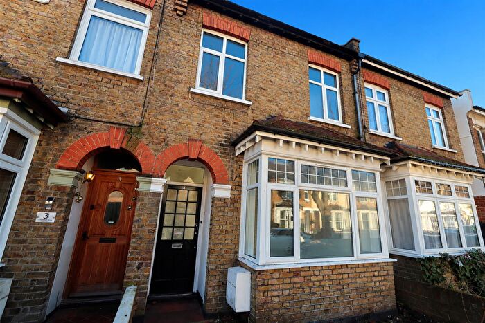 3 Bedroom Terraced House To Rent In Carlton VillasSt Anns RoadSouthend On SeaEssex, SS2