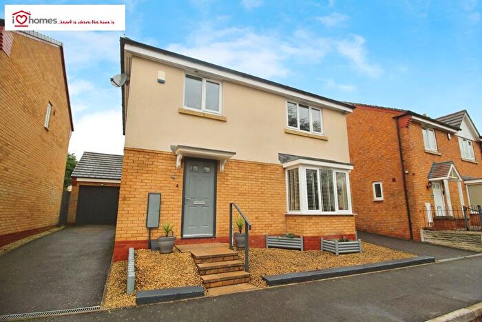 4 Bedroom Detached House For Sale In Cartbridge Lane South, Walsall, WS4