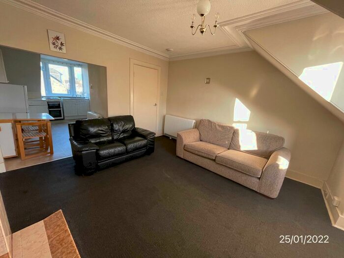 1 Bedroom Flat To Rent In Crown Street, Top Floor Right, Aberdeen, AB11