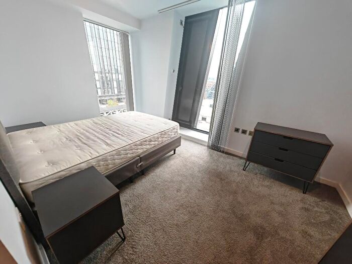 1 Bedroom Apartment To Rent In Whitworth Street West, Manchester, Greater Manchester, M1