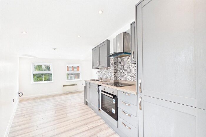 1 Bedroom Flat To Rent In A Reading Road, Reading Road, Pangbourne, RG8