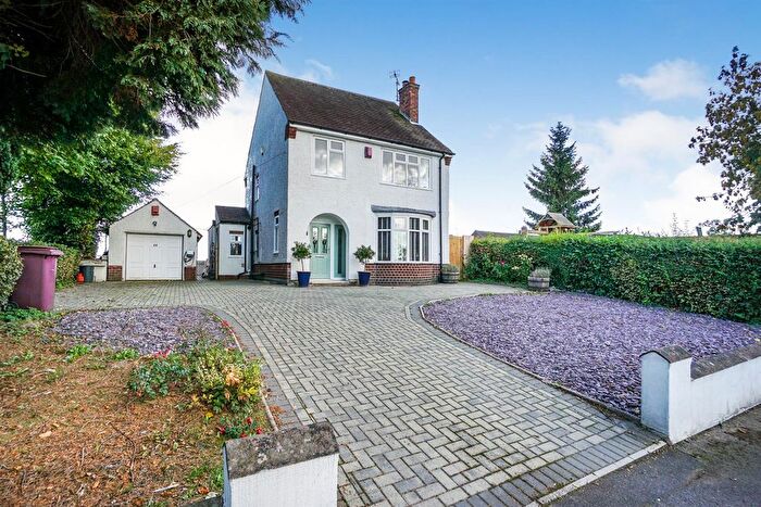 3 Bedroom Detached House For Sale In Hillside, Stretton, Alfreton, DE55