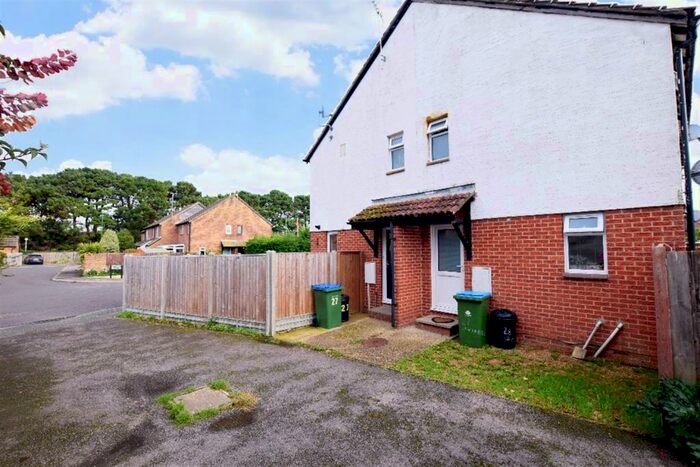 2 Bedroom Semi-Detached House To Rent In Lanyards, Littlehampton, West Sussex, BN17