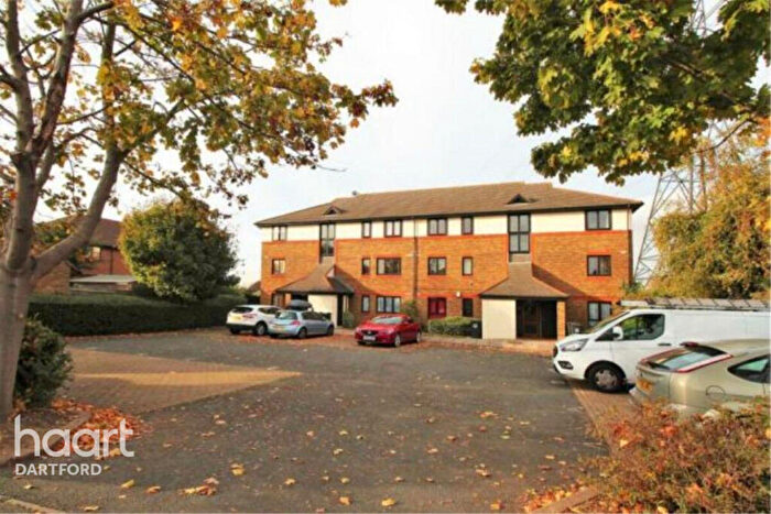 2 Bedroom Apartment To Rent In Morgan Drive, Greenhithe, DA9