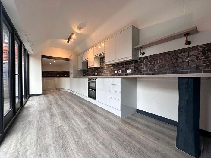 3 Bedroom Detached House To Rent In High Street, Cranbrook, TN17