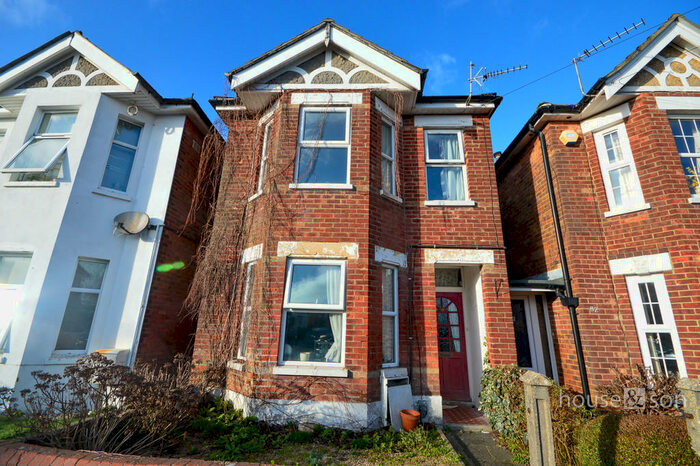 4 Bedroom Detached House To Rent In Stanfield Road, Winton, BH9