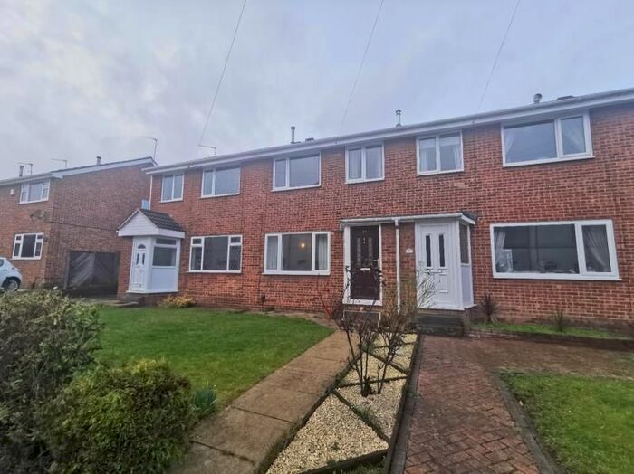 3 Bedroom Semi-Detached House To Rent In Silver Street, Central Wakefield, WF1