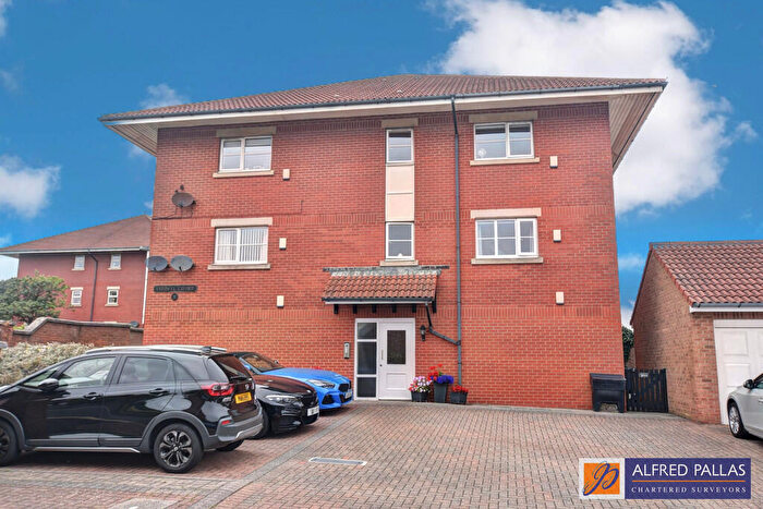 2 Bedroom Flat For Sale In Liddell Court, Horth Haven, SR6