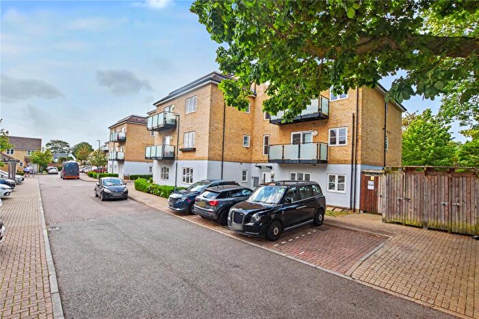 1 Bedroom Flat For Sale In Talehangers Close, Bexleyheath, Kent, DA6