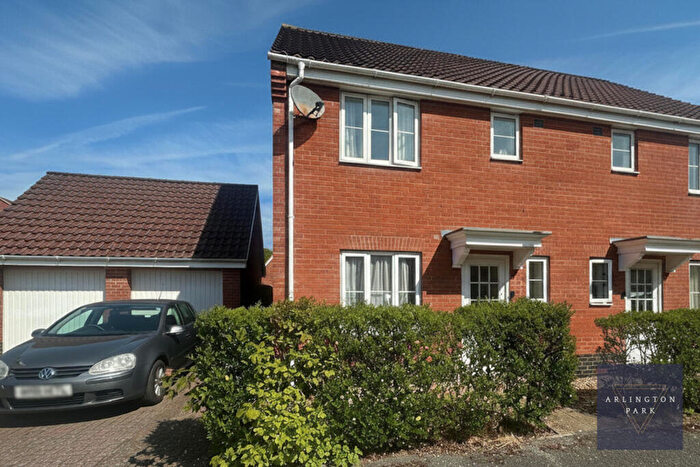 4 Bedroom Private Hall To Rent In Old School Close, Norwich, NR5