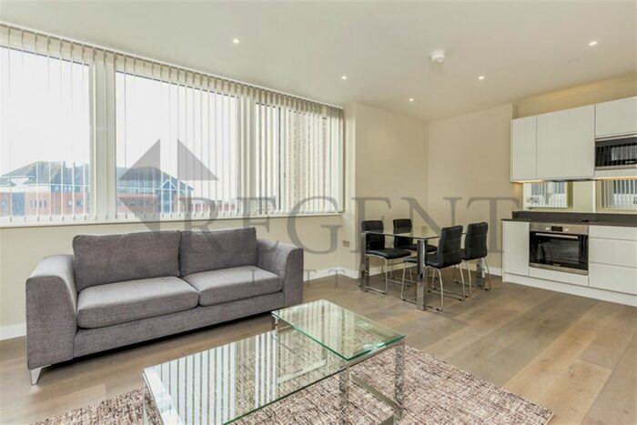 2 Bedroom Flat To Rent In Broadway House, High Street, BR1