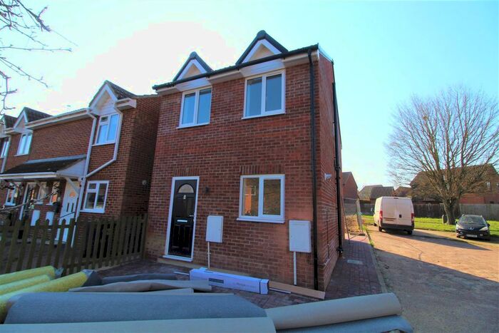 2 Bedroom Detached House To Rent In Ashdale, Thorley, Bishop's Stortford, CM23