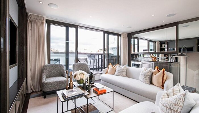 3 Bedroom Flat To Rent In Prince Of Wales Terrace, London, W8