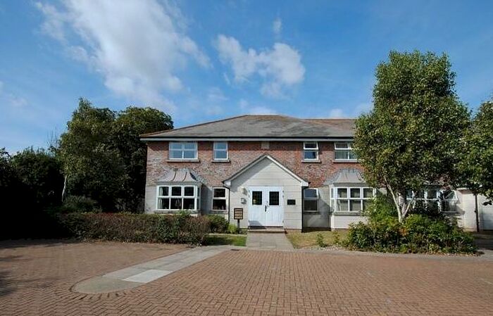 2 Bedroom Flat To Rent In Stride Close, Chichester, West Sussex, PO19