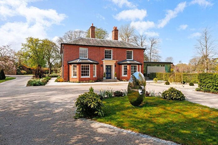 9 Bedroom Detached House For Sale In Theale, Reading, West Berkshire, RG7