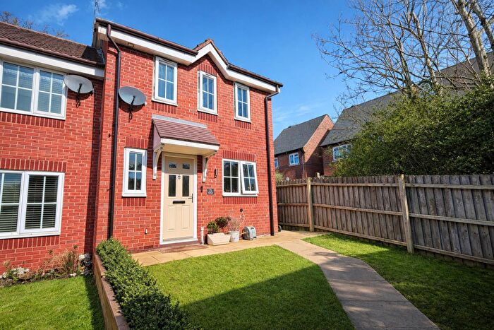 4 Bedroom End Of Terrace House For Sale In Armscote Grove, Hatton Park, Warwick, CV35