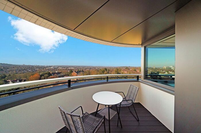 2 Bedroom Flat To Rent In Park Lane, Wembley, HA9