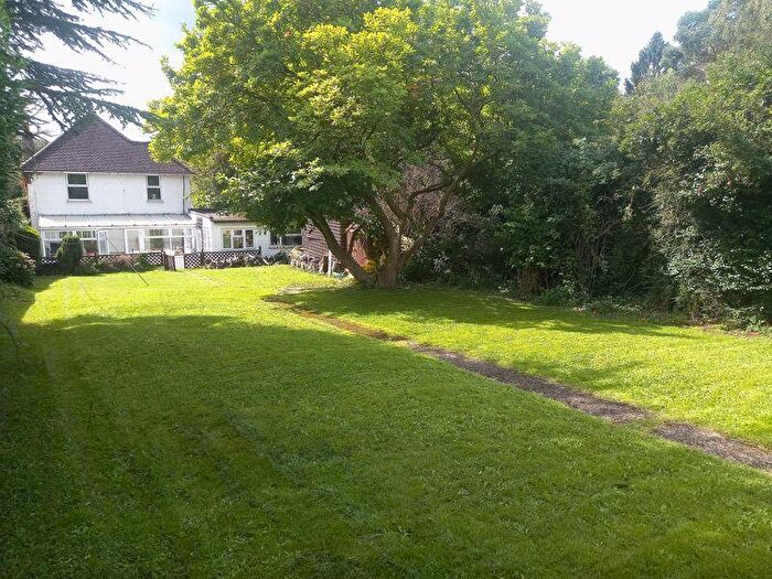 4 Bedroom Detached House For Sale In Benham Hill, Newbury, RG18