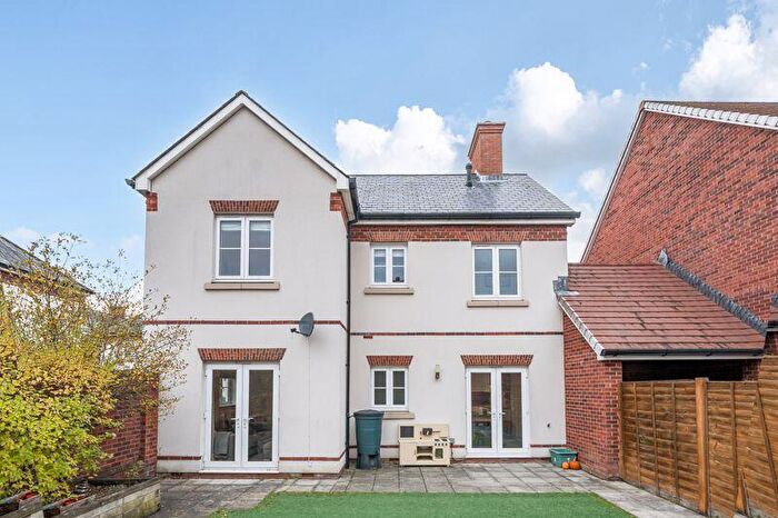 3 Bedroom Detached House For Sale In Rushton Way, Wimborne, BH21