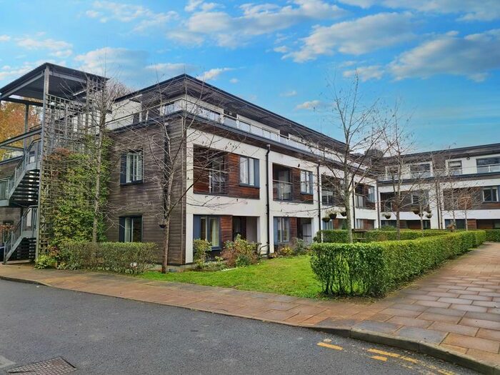 2 Bedroom Property To Rent In Wispers Lane, Haslemere, GU27