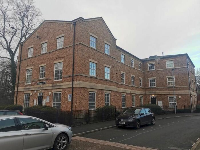 2 Bedroom Flat To Rent In Birch Apts, Chaloner Grove, Central Wakefield WF1