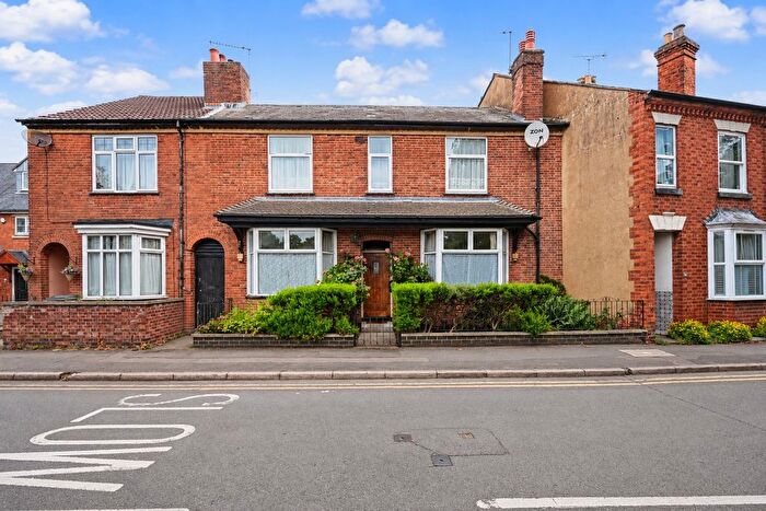 3 Bedroom Terraced House For Sale In Lower Hillmorton Road, Rugby, CV21