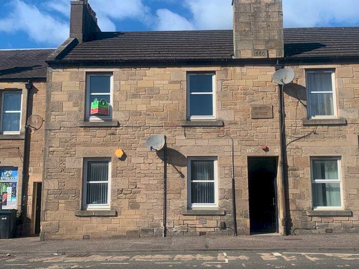 Houses for sale & to rent in KY1 2JG, Macindoe Crescent, Kirkcaldy East