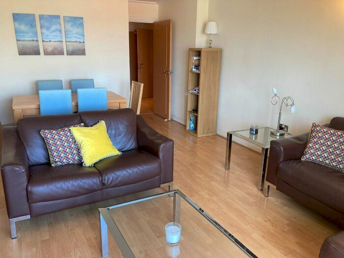 1 Bedroom Flat To Rent In Lynton Court, Chandlery Way, Cardiff, CF10