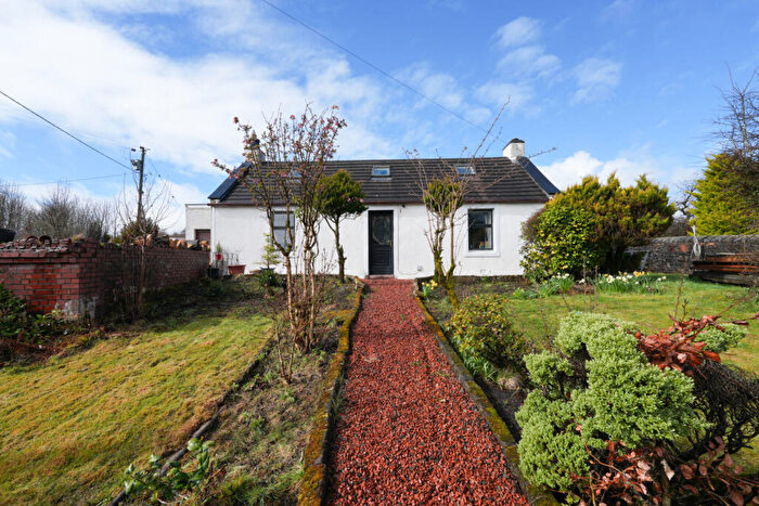4 Bedroom Cottage For Sale In The Den, Dalry, KA24