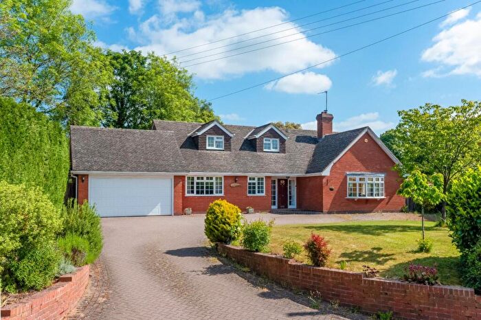 4 Bedroom Detached Bungalow For Sale In Sambourne Lane, Coughton, B49