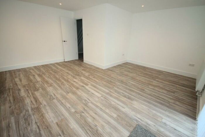 3 Bedroom End Of Terrace House To Rent In Belmont Park Close, Belmont Park, London, SE13