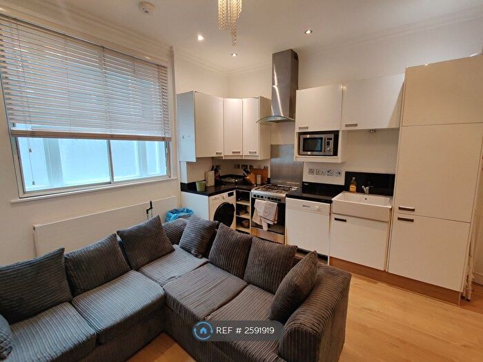 2 Bedroom Flat To Rent In Camden, London, NW5