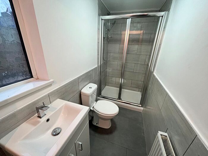 1 Bedroom Flat To Rent In Newport Road, Cardiff, CF24