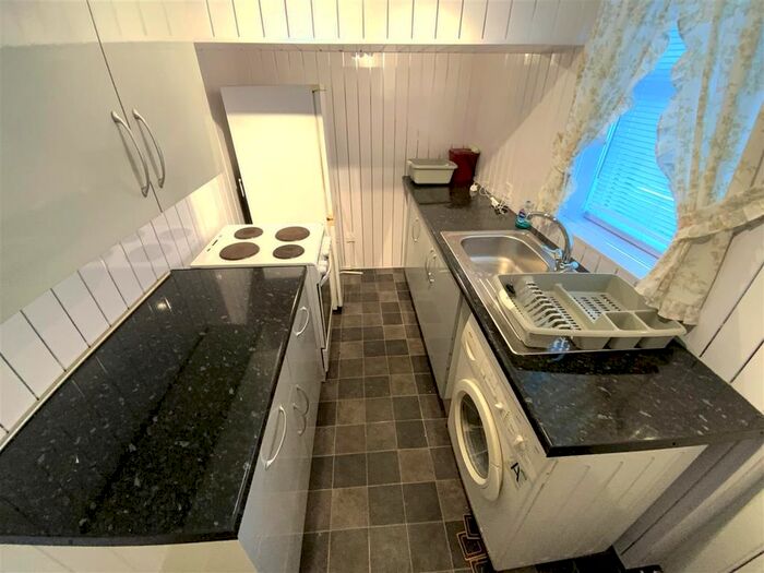 1 Bedroom Flat To Rent In Station Road, Law, Carluke, ML8