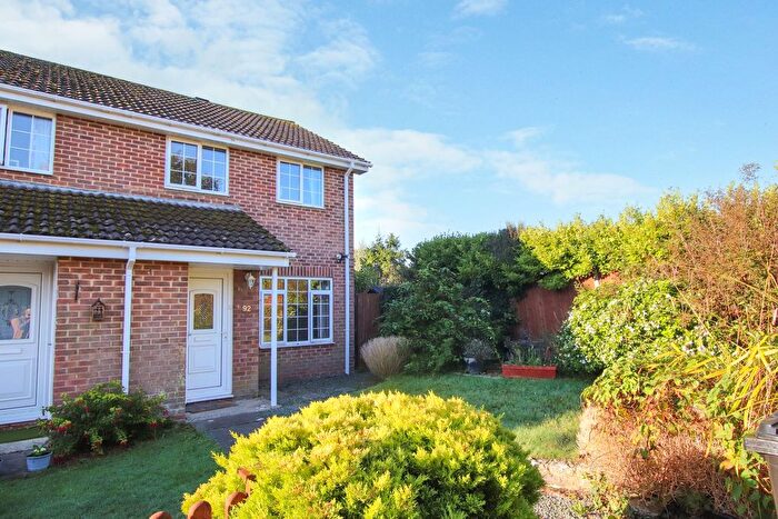 3 Bedroom Terraced House For Sale In Samber Close, Lymington, SO41